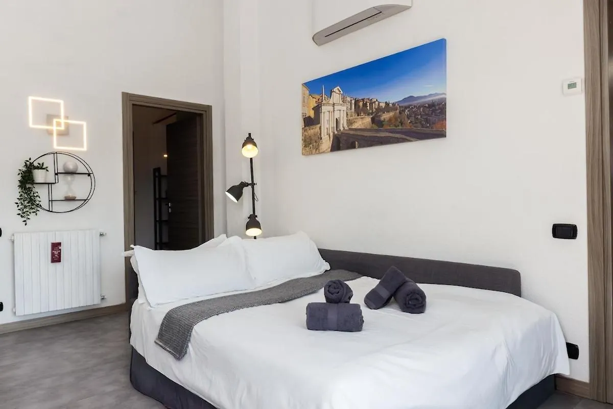 Apartmán 8Min Airport Orio Al Serio - Attico Lusso E Terrazza Seriate